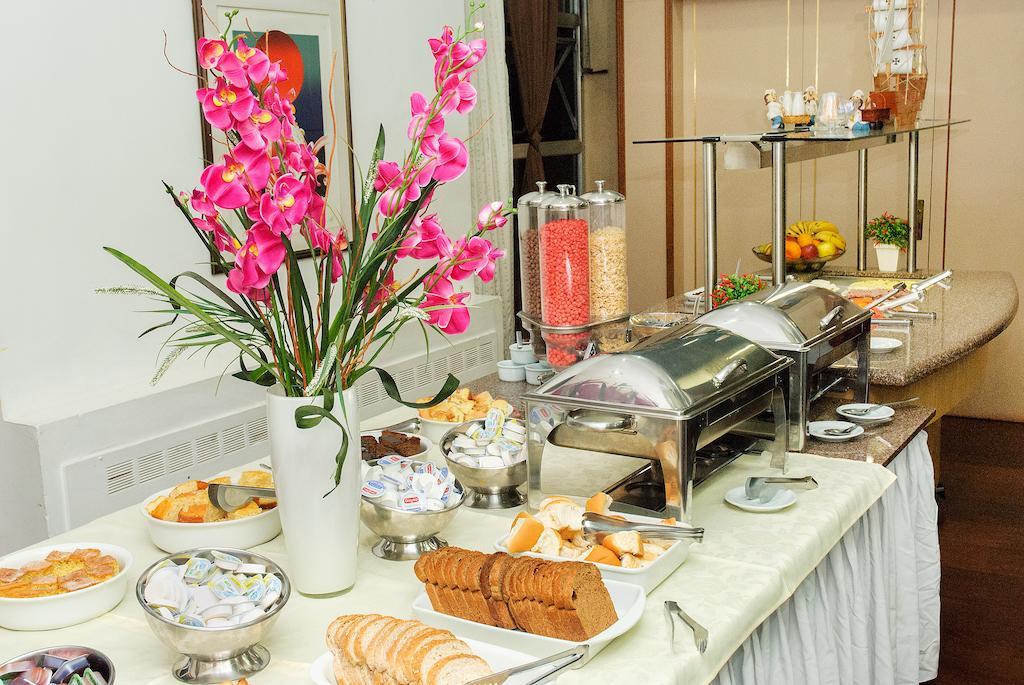 Hotel Caravelle Palace 3*
